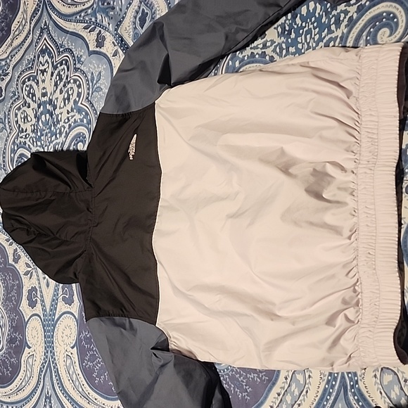 Wind jacket - Picture 6 of 8